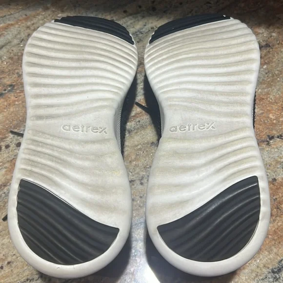 Aetrex Carly Arch Support Sneakers - Picture 7 of 8